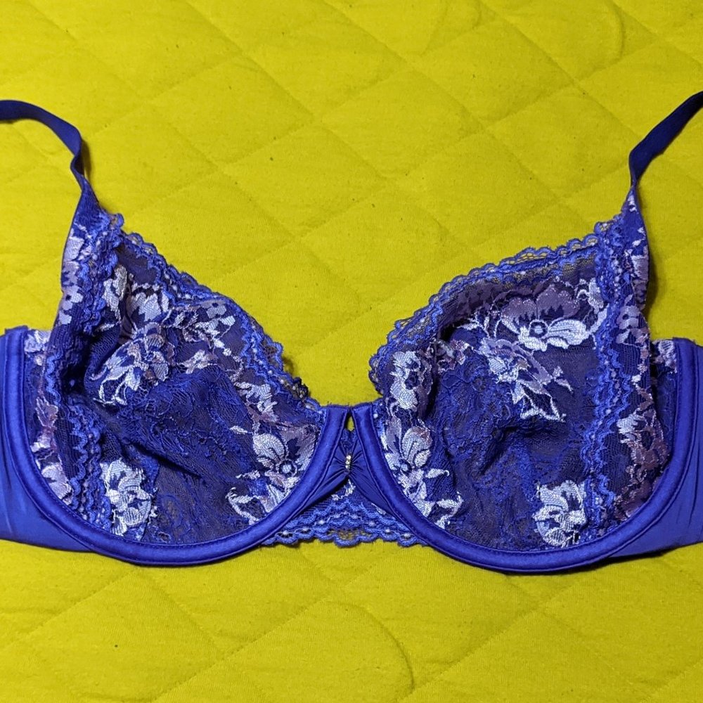 Victoria's Secret Purple Lace Unlined Demi Bra 34 DD Sexy Lingerie GUC